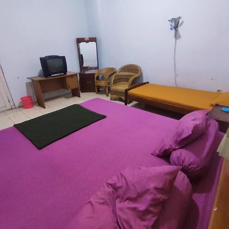 كراوانغ Oyo 90865 Hotel Kusuma Purwakarta المظهر الخارجي الصورة
