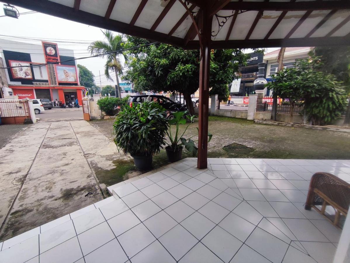 كراوانغ Oyo 90865 Hotel Kusuma Purwakarta المظهر الخارجي الصورة