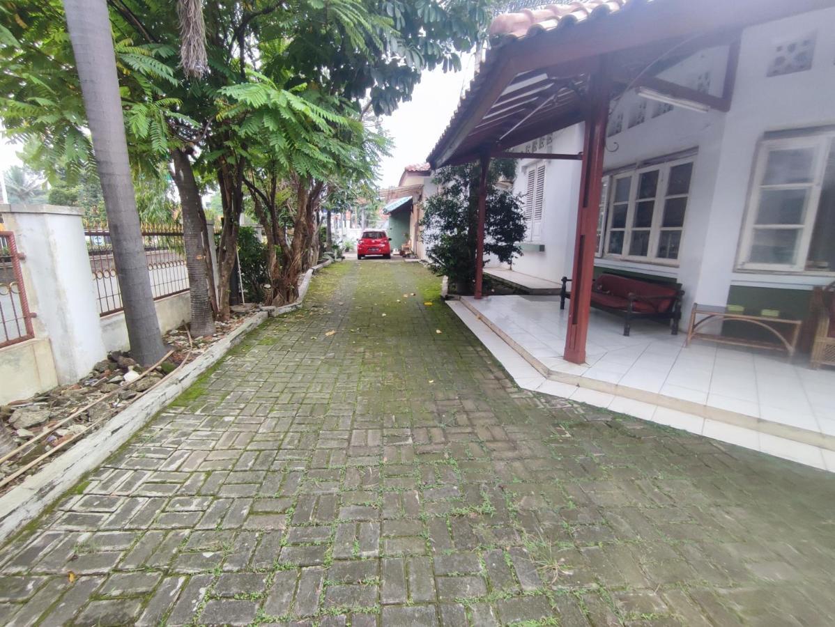 كراوانغ Oyo 90865 Hotel Kusuma Purwakarta المظهر الخارجي الصورة