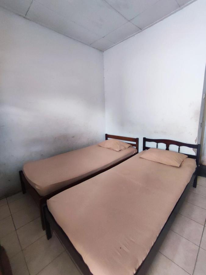 كراوانغ Oyo 90865 Hotel Kusuma Purwakarta المظهر الخارجي الصورة