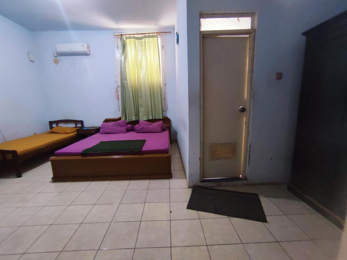 كراوانغ Oyo 90865 Hotel Kusuma Purwakarta المظهر الخارجي الصورة