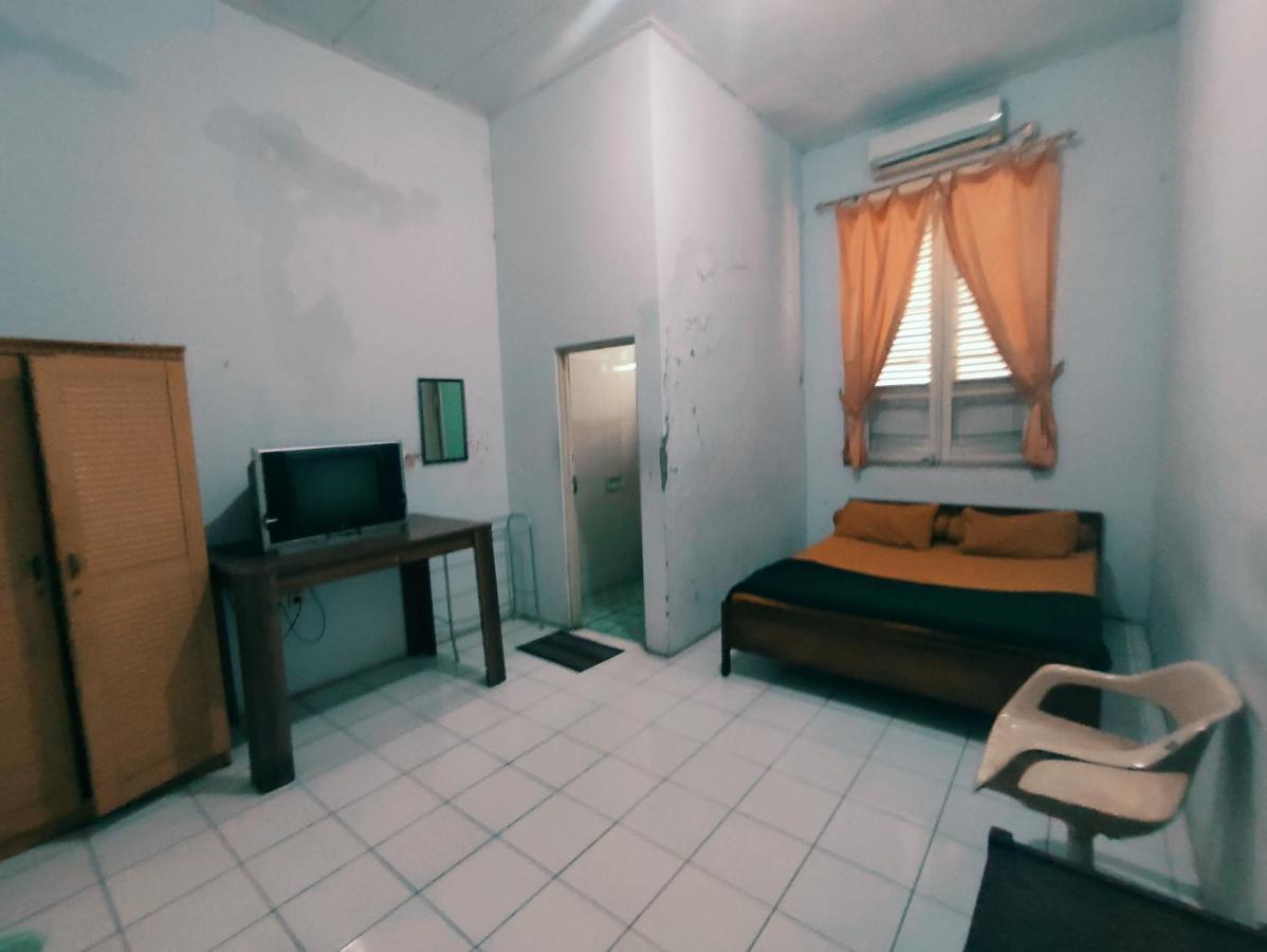 كراوانغ Oyo 90865 Hotel Kusuma Purwakarta المظهر الخارجي الصورة