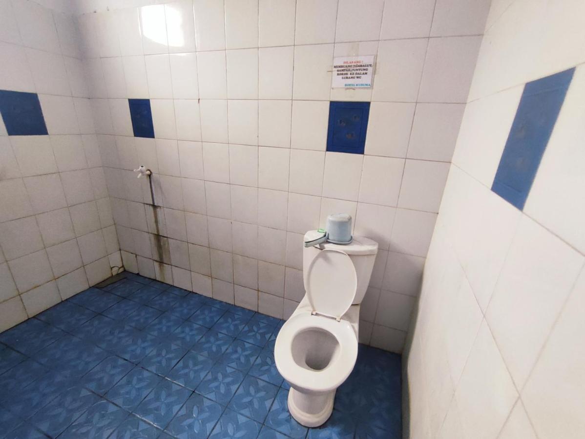 كراوانغ Oyo 90865 Hotel Kusuma Purwakarta المظهر الخارجي الصورة