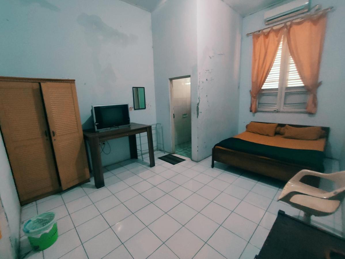 كراوانغ Oyo 90865 Hotel Kusuma Purwakarta المظهر الخارجي الصورة