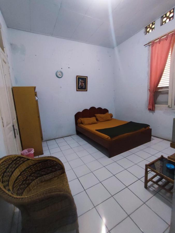 كراوانغ Oyo 90865 Hotel Kusuma Purwakarta المظهر الخارجي الصورة